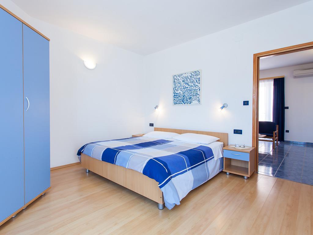 Apartments Villa Brioni I 法扎纳 客房 照片