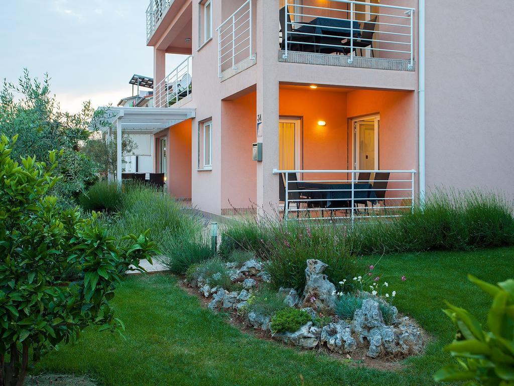 Apartments Villa Brioni I 法扎纳 外观 照片