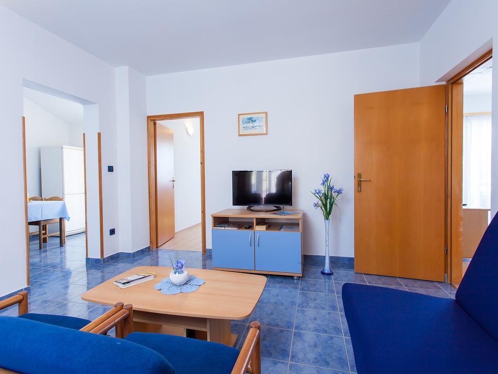 Apartments Villa Brioni I 法扎纳 客房 照片